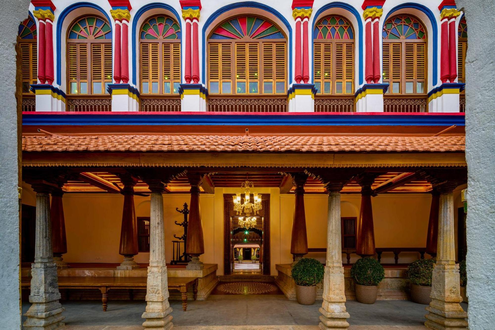 The Lotus Palace Chettinad Карайкуди Екстериор снимка