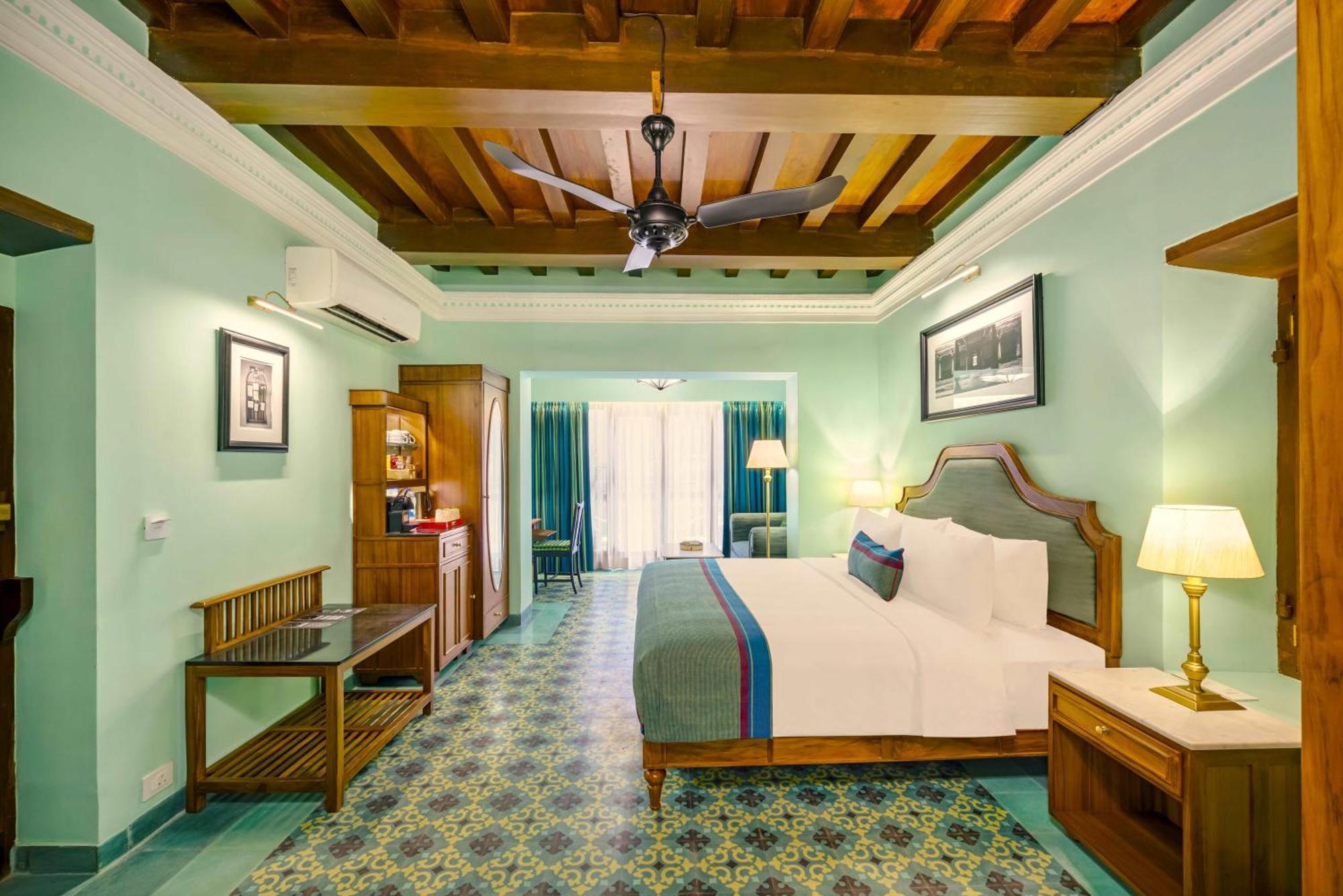 The Lotus Palace Chettinad Карайкуди Екстериор снимка