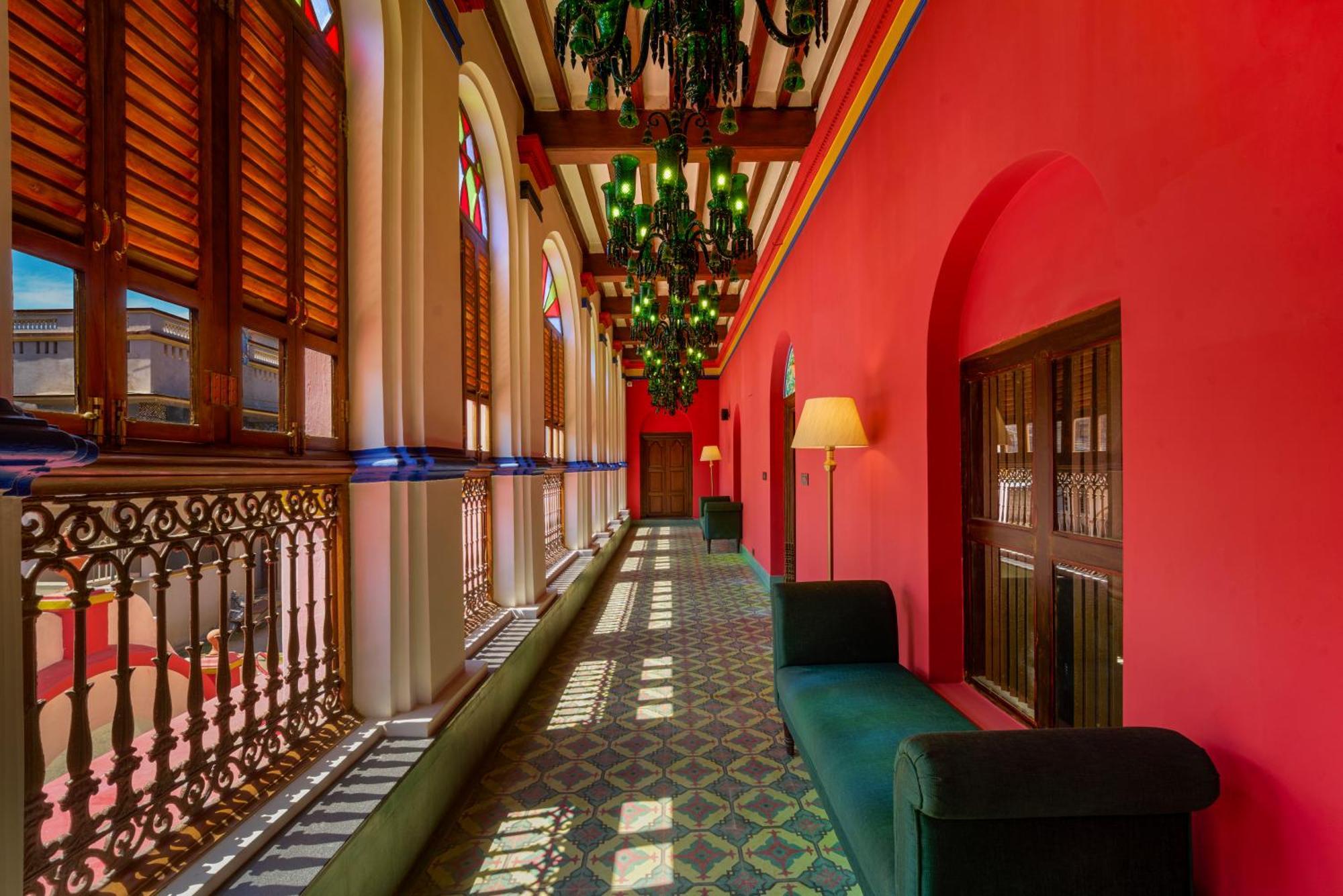 The Lotus Palace Chettinad Карайкуди Екстериор снимка