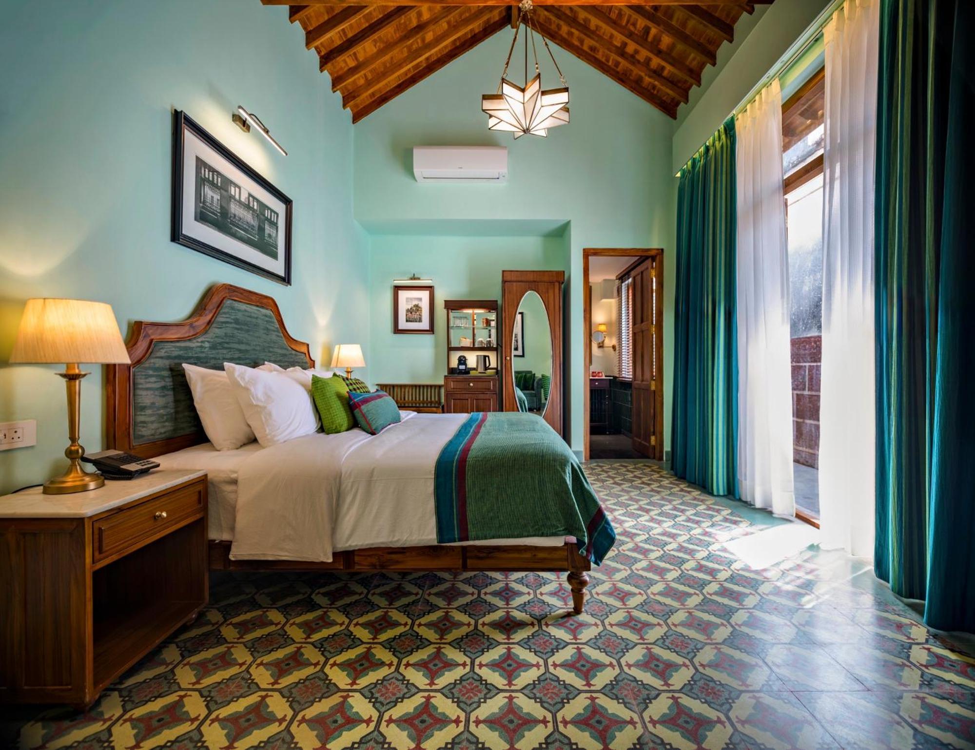 The Lotus Palace Chettinad Карайкуди Екстериор снимка